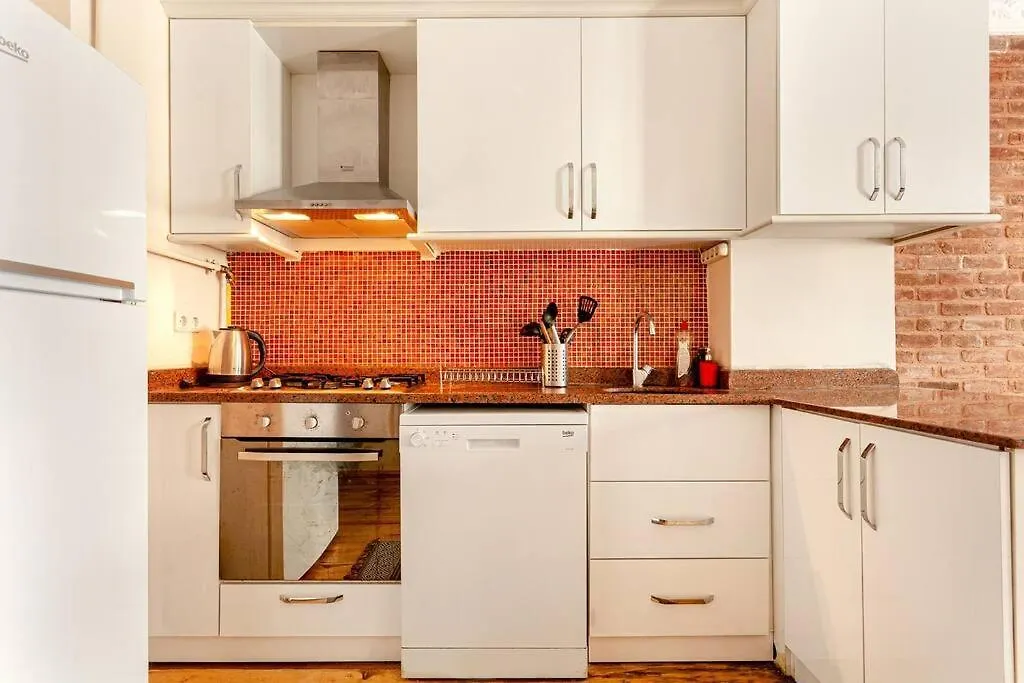 Διαμέρισμα Central Location With 2 Bedrooms Κωνσταντινούπολη