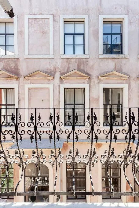 Central Location With 2 Bedrooms Κωνσταντινούπολη
